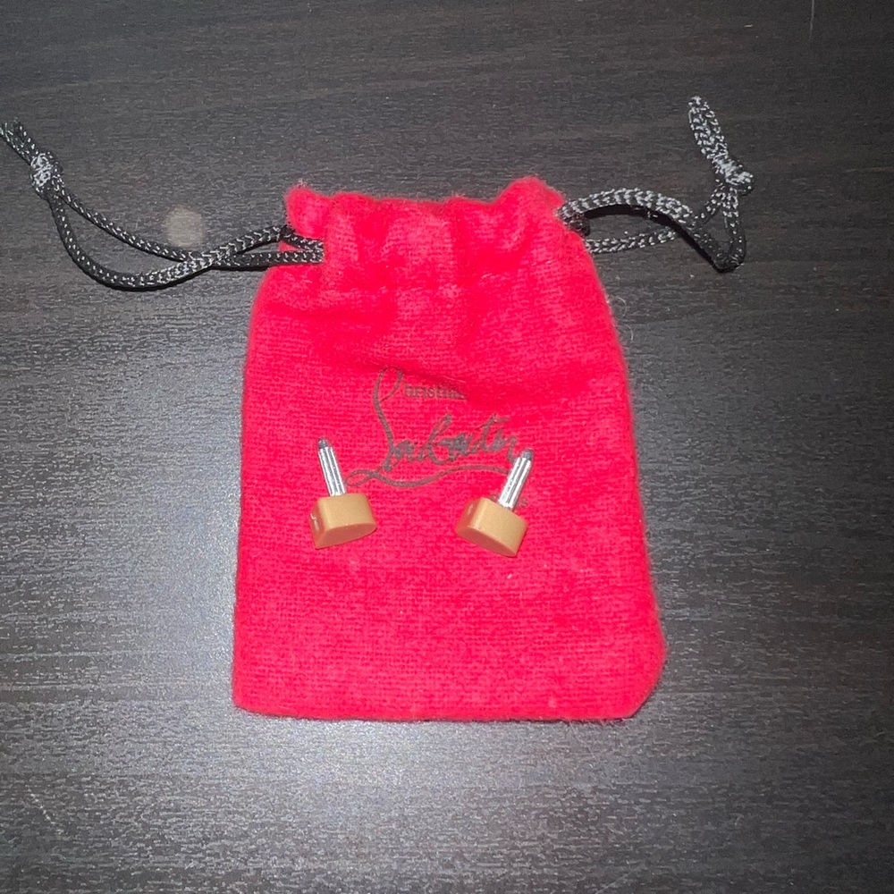 Christian Louboutin lady peep heel tips